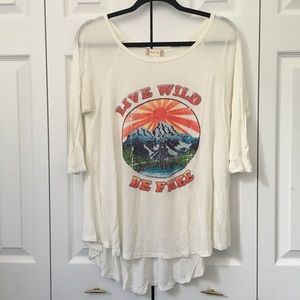 Live Wild Top